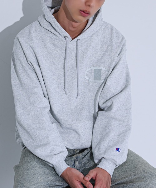 Champion】『ビッグロゴ刺繍フーディー』（パーカー）｜Champion