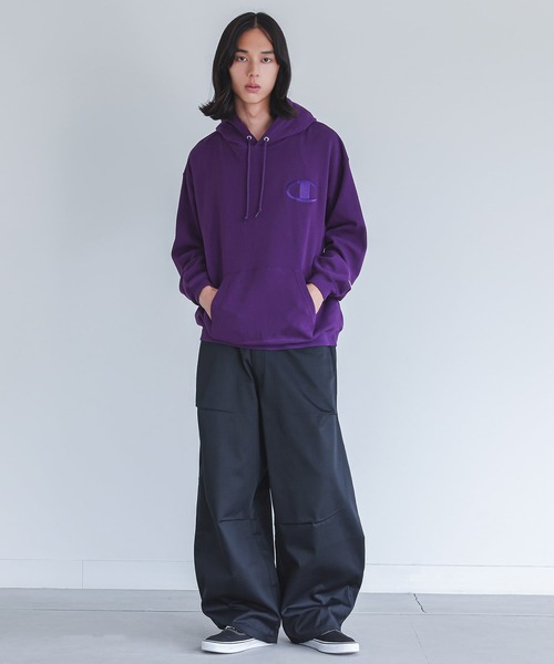 WBO 世界チャンピオン 紫色ウェア Champion】『ビッグロゴ刺繍フーディー』（パーカー）｜Champion