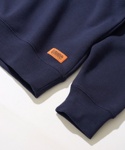 UNIVERSAL OVERALL（ユニバーサルオーバーオール）の「【UNIVERSAL OVERALL】T/C SWEAT CHICAGO FLOCKY PRINT / フロッキープリント裏起毛スウェットプルオーバー（スウェット・メンズ・グレー/ブラック・MEDIUM/LARGE）」の19枚目の写真