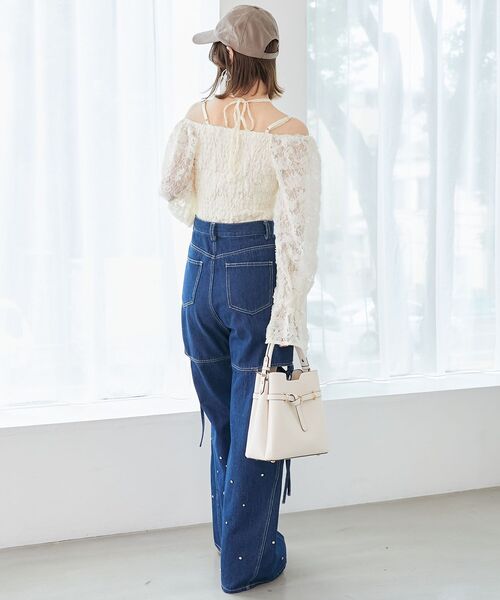 MAJESTIC LEGON(マジェスティックレゴン)の「2wayフラワーレースブラウス(シャツ/ブラウス・レディース・ピンク/アイボリー/ブラック・MEDIUM)」の6枚目の写真