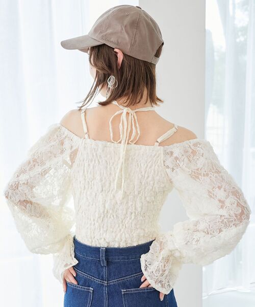 MAJESTIC LEGON(マジェスティックレゴン)の「2wayフラワーレースブラウス(シャツ/ブラウス・レディース・ピンク/アイボリー/ブラック・MEDIUM)」の9枚目の写真