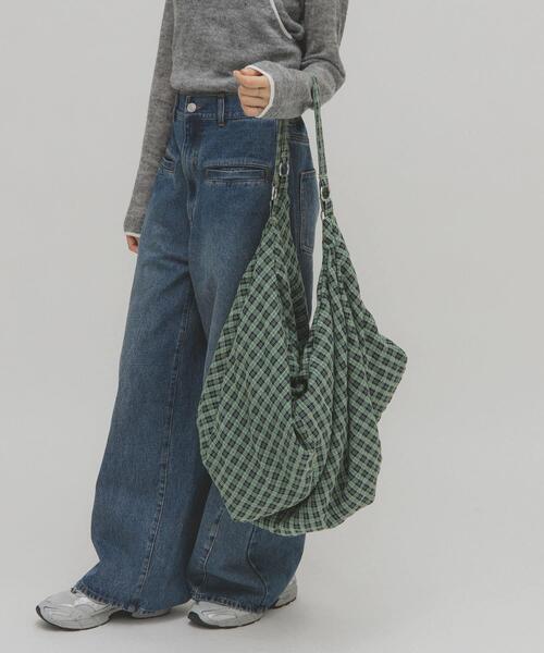 KBF(ケイビーエフ)の「2WAYビッグイージBAG(トートバッグ・レディース・ホワイト系その他/グリーン系その他・ONE)」の1枚目の写真