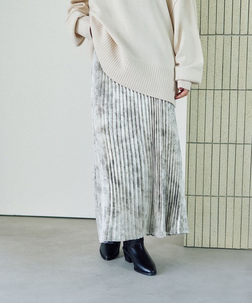 LEPSIM（レプシィム）の「アソートプリーツスカート　579699（スカート・レディース・ブラック/アイボリー/チャコールグレー・FREE）」の15枚目の写真