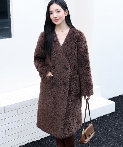 Lace Ladies(レースレディース)の「Vネック ダブル ブレスト ボア ファー コート(ノーカラーコート・レディース・ブラック/チャコールグレー/ベージュ/ブラウン・FREE)」の15枚目の写真