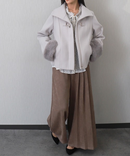 libelle more（リベル モア）の「ビット付きファーショートコート（その他アウター・レディース・アイボリー/ピンク/グレー/ブラック/ベージュ・M/L）」の15枚目の写真