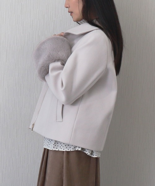 libelle more（リベル モア）の「ビット付きファーショートコート（その他アウター・レディース・アイボリー/ピンク/グレー/ブラック/ベージュ・M/L）」の12枚目の写真