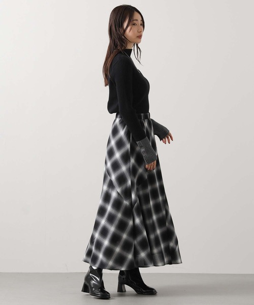 専用今季秋冬　新品　グレディブリリアン　チェック切り替えマキシスカート セール】チェック切り替えマキシスカート（スカート）｜Gready