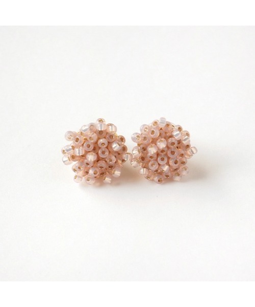 tone(トーン)の「【colore】ふんわりビーズの一粒ピアス(MA)(ピアス(両耳用)・レディース・ピンク・FREE)」の3枚目の写真