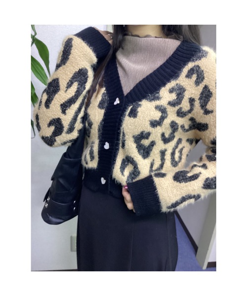 Bling Leads(ブリングリーズ)の「【Bls】 【Bling Leads】ヒョウ柄ショート丈カーディガン C/D(カーディガン/ボレロ・レディース・ベージュ/ホワイト・FREE)」の5枚目の写真