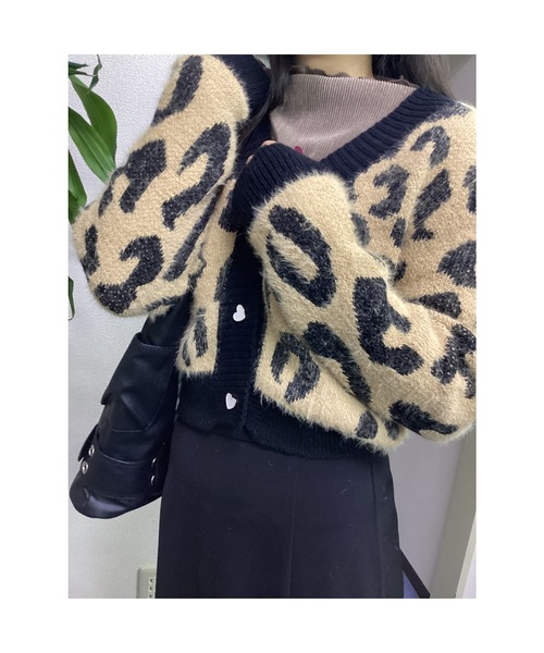 Bling Leads(ブリングリーズ)の「【Bls】 【Bling Leads】ヒョウ柄ショート丈カーディガン C/D(カーディガン/ボレロ・レディース・ベージュ/ホワイト・FREE)」の6枚目の写真