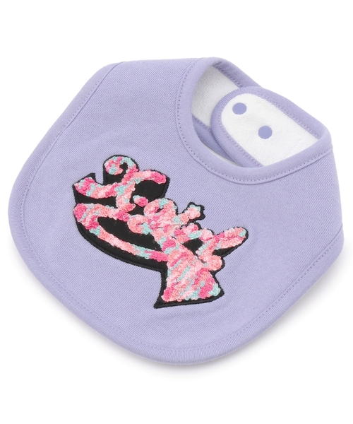 X-girl Stages（エックスガールステージス）の「サガラロゴ刺しゅうスタイ（スタイ/よだれかけ・キッズ・ピンク/ラベンダー・F）」の2枚目の写真