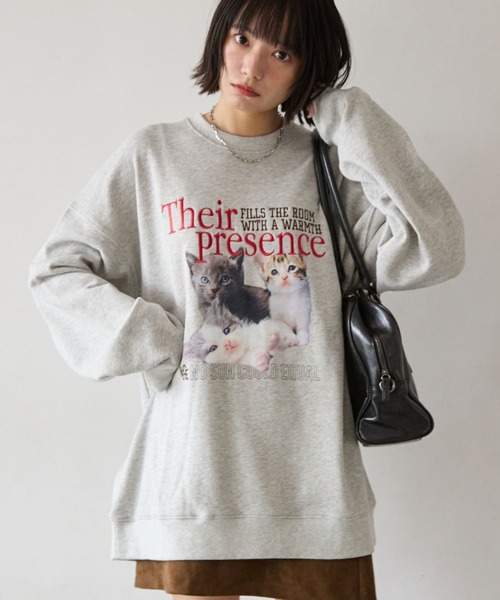 PBLIM（ページボーイリム）の「《UNISEX》スリーキャットスウェット（スウェット・レディース・グレー/ネイビー・MEDIUM/LARGE）」の3枚目の写真