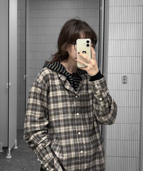 TOFFEE(トフィー)の「オンブレチェックシャツ(グレイッシュブルー)(シャツ/ブラウス・メンズ・その他・MEDIUM/LARGE/X-LARGE)」の12枚目の写真