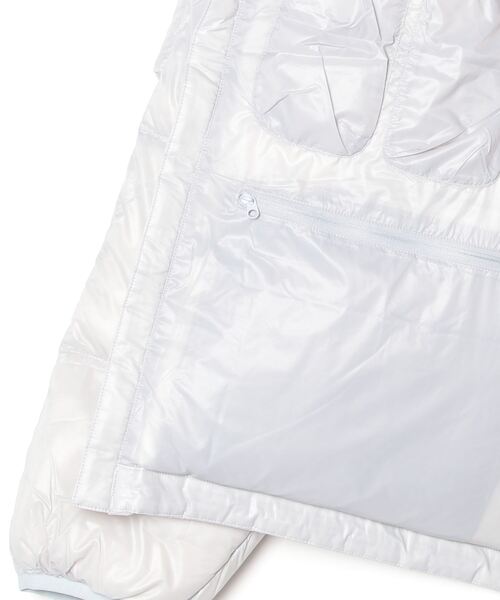 DAIWA PIER39（ダイワピア39）の「DAIWA PIER39 TECH ULTRA LIGHT DOWN JACKET ダイワピア39（ダウンジャケット/コート・メンズ・シルバーグレー/ライトグレー/ブラック・MEDIUM/LARGE/SMALL）」の5枚目の写真