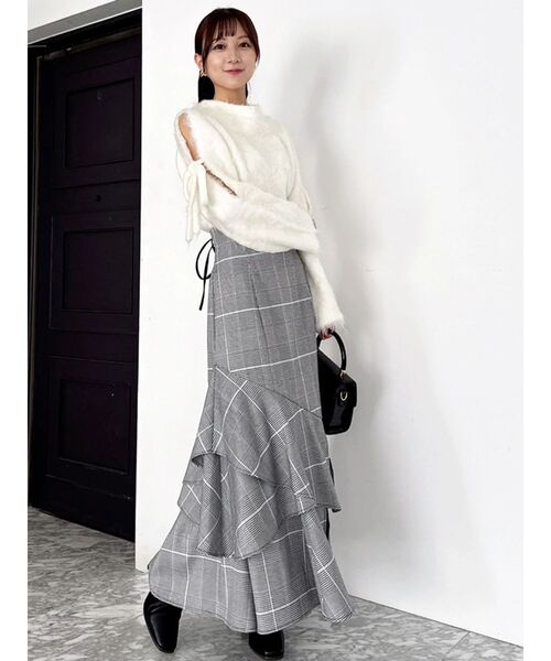 dazzlin（ダズリン）の「バックレースアップアシメマーメイドスカート（スカート・レディース・その他1/ブラック/インディゴブルー/その他・SMALL/MEDIUM）」の7枚目の写真