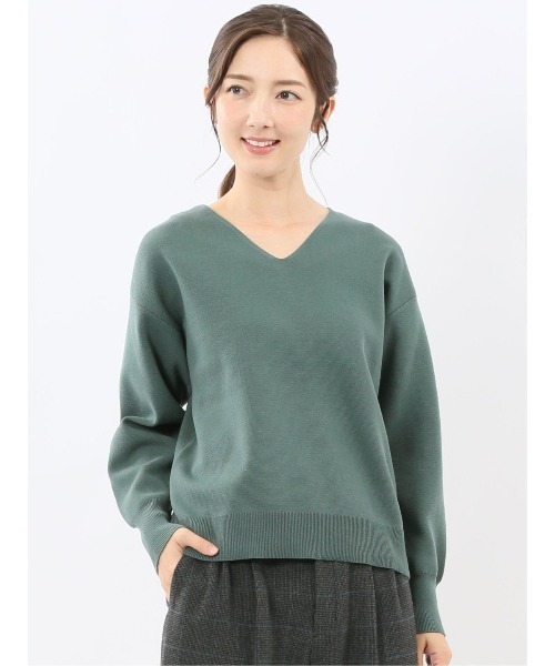 m.f.editorial(エムエフエディトリアル)の「【ストレッチ ハンドウォッシャブル】タカキューレディース ミラノ Vネック ニットプルオーバー(ニット/セーター・レディース・グリーン/ベージュ/グレー・MEDIUM/LARGE)」の3枚目の写真