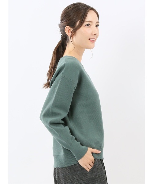 m.f.editorial(エムエフエディトリアル)の「【ストレッチ ハンドウォッシャブル】タカキューレディース ミラノ Vネック ニットプルオーバー(ニット/セーター・レディース・グリーン/ベージュ/グレー・MEDIUM/LARGE)」の18枚目の写真