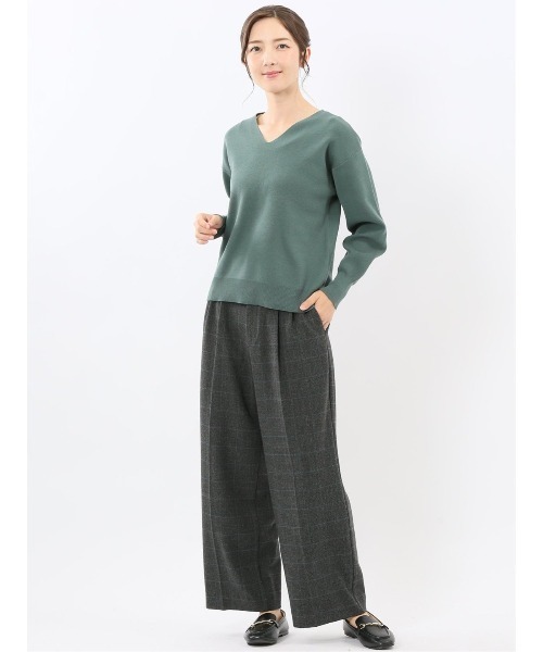 m.f.editorial(エムエフエディトリアル)の「【ストレッチ ハンドウォッシャブル】タカキューレディース ミラノ Vネック ニットプルオーバー(ニット/セーター・レディース・グリーン/ベージュ/グレー・MEDIUM/LARGE)」の19枚目の写真