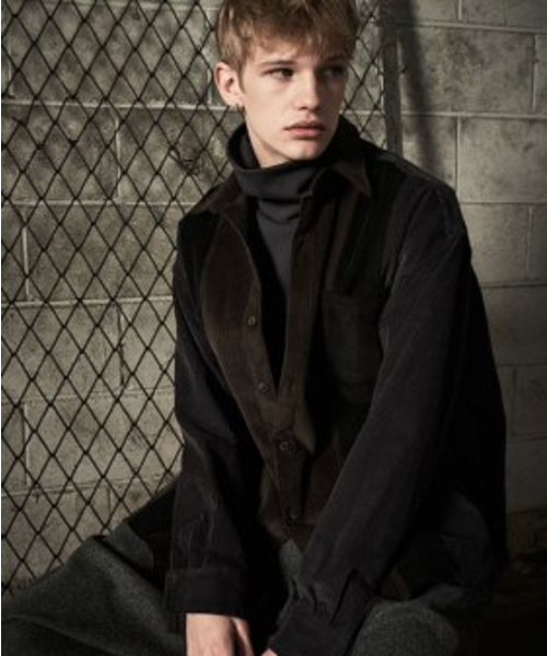 TENER(テネル)の「Corduroy color scheme overshirt black(シャツ/ブラウス・メンズ・その他・F)」の1枚目の写真