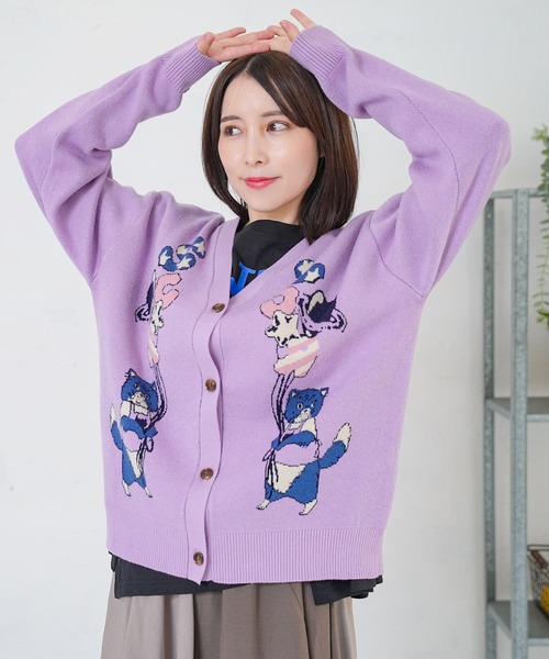 ScoLar(スカラー)の「153727:風船ネコちゃんジャガードニットカーディガン(カーディガン/ボレロ・レディース・グリーン/パープル/ブラック・M)」の2枚目の写真