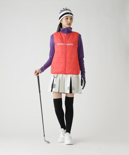 PEARLY GATES(パーリーゲイツ)の「【PEARLY GATES】14GダブルJQ×ワッペン風ニットプリーツスカート(スカート・レディース・ホワイト/ネイビー/ベージュ・SMALL/MEDIUM/LARGE)」の5枚目の写真
