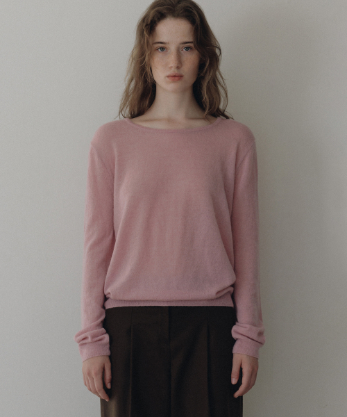 ANDNEEDS(アンドニーズ)の「Roco alpaca round knit (pink)(ニット/セーター・レディース・その他・FREE)」の1枚目の写真