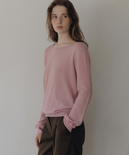 ANDNEEDS(アンドニーズ)の「Roco alpaca round knit (pink)(ニット/セーター・レディース・その他・FREE)」の2枚目の写真