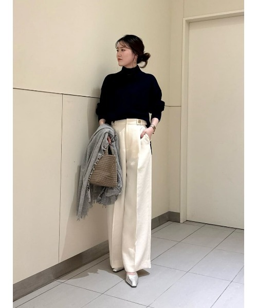 allureville(アルアバイル)の「メリノウールオーバーサイズタートル(ニット/セーター・レディース・レッド/ネイビー/オフホワイト・2)」の8枚目の写真