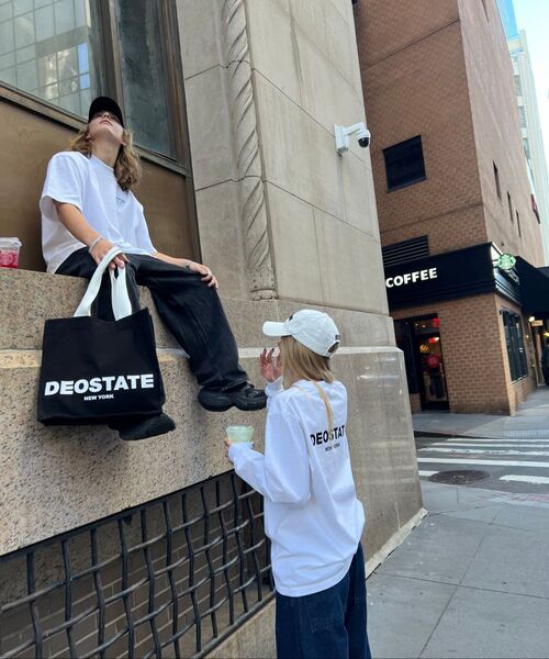 DEOSTATE(デオ ステイト)の「デオステートシグネチャーTシャツ.01(Tシャツ/カットソー・メンズ・ホワイト・LARGE/X-LARGE)」の2枚目の写真