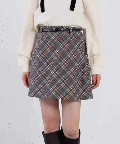 archives(アルシーヴ)の「ベルト付きチェックアソート台形ミニSK(スカート・レディース・ブラック/ブラウン/チャコールグレー/グレー・MEDIUM)」の4枚目の写真