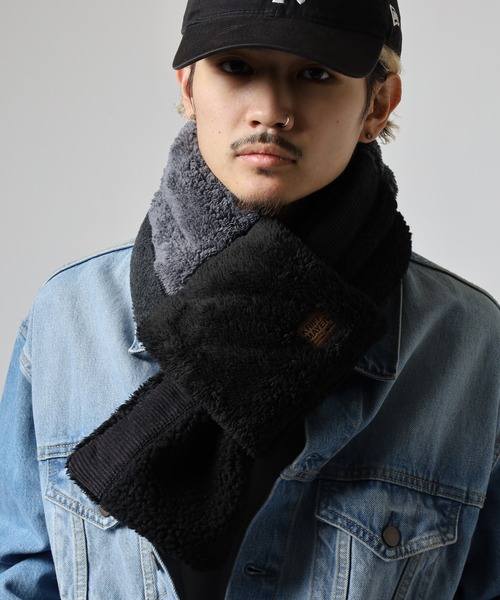 KRIFF MAYER(クリフメイヤー)の「KRIFF MAYER もこもこ ボア 切り替え 差し込み マフラー 男女兼用(マフラー・メンズ・ホワイト/マルチ/ブラック/ブラウン・FREE)」の13枚目の写真