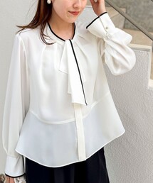 NOLLEY’S | 《セットアップ対応》ウォッシャブルストレッチジョーゼットボウタイ風ペプラムブラウス(シャツ/ブラウス)