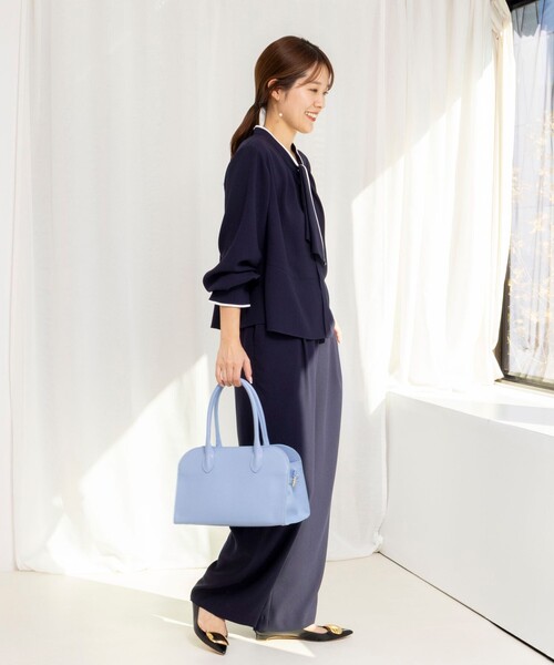 NOLLEY’S（ノーリーズ）の「《セットアップ対応》ウォッシャブルストレッチジョーゼットボウタイ風ペプラムブラウス（シャツ/ブラウス・レディース・ネイビー/オフホワイト/ブラック・36/38）」の6枚目の写真