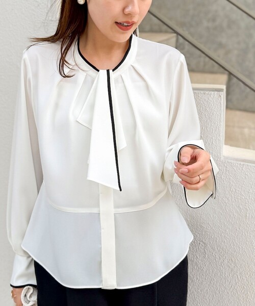NOLLEY’S（ノーリーズ）の「《セットアップ対応》ウォッシャブルストレッチジョーゼットボウタイ風ペプラムブラウス（シャツ/ブラウス・レディース・ネイビー/オフホワイト/ブラック・36/38）」の16枚目の写真