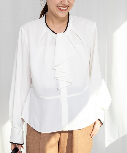 NOLLEY’S（ノーリーズ）の「《セットアップ対応》ウォッシャブルストレッチジョーゼットボウタイ風ペプラムブラウス（シャツ/ブラウス・レディース・ネイビー/オフホワイト/ブラック・36/38）」の17枚目の写真