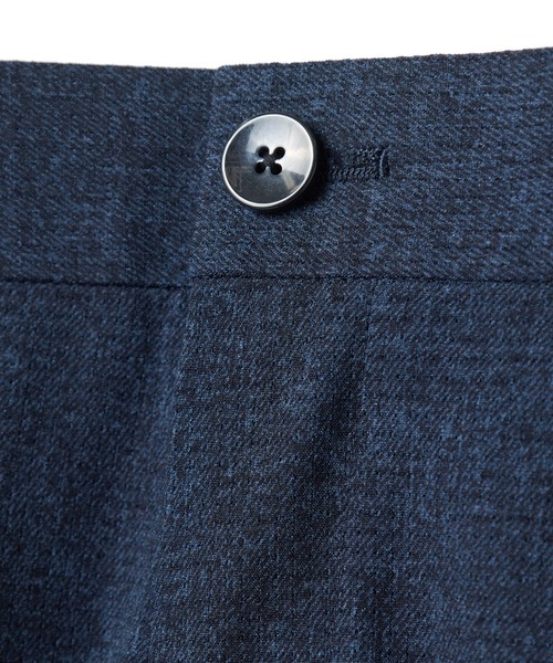 MEN'S BIGI（メンズビギ）の「【ACTIVE TAILOR】Dot Air ヘリンボーン×千鳥格子/デニム柄 セットアップパンツ＜通気性/吸水速乾/ストレッチ＞（スラックス・メンズ・ブラック系その他/ブルー/ブラウン/ネイビー・04/ 03/02/01）」の22枚目の写真