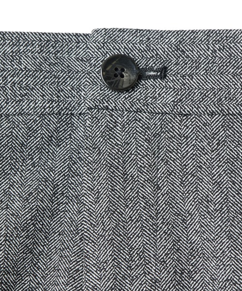 MEN'S BIGI（メンズビギ）の「【ACTIVE TAILOR】Dot Air ヘリンボーン×千鳥格子/デニム柄 セットアップパンツ＜通気性/吸水速乾/ストレッチ＞（スラックス・メンズ・ブラック系その他/ブルー/ブラウン/ネイビー・04/ 03/02/01）」の21枚目の写真