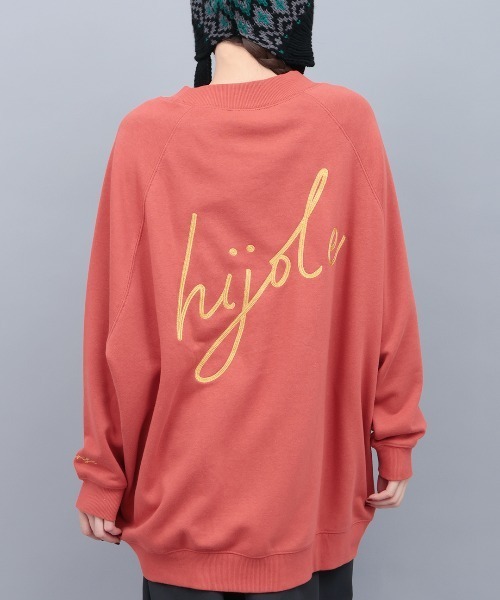 チチカカ（チチカカ）の「バックロゴエンブロイダリーオーバーサイズプルオーバー（スウェット・レディース・オートミール/チャコールグレー/オレンジ・FREE）」の3枚目の写真