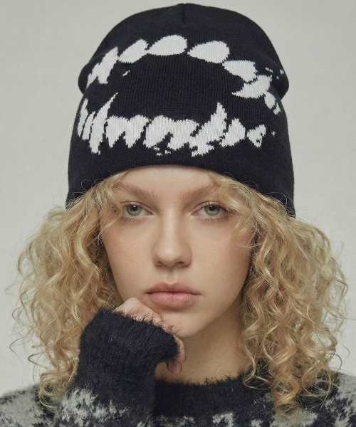 VIBGYOR（ヴィブジョー）の「【IZU】 ディストーテッドスマイルジャガードニットビーニー（ニットキャップ/ビーニー・メンズ・ブラック・FREE）」の5枚目の写真