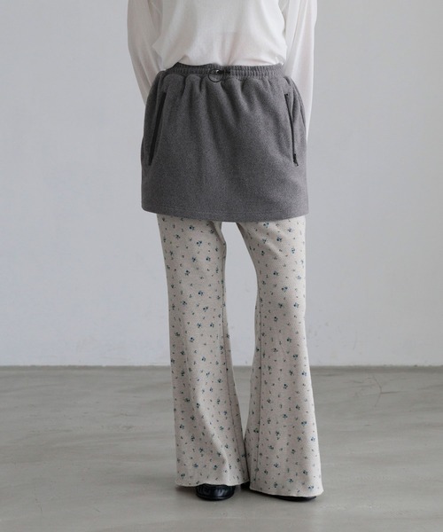 LOWRYS FARM(ローリーズファーム)の「アソートフレアパンツ 640995(その他パンツ・レディース・アイボリー/ホワイト系その他/ブラック系その他/ブラウン/ブラック/ホワイト系その他5/ブラウン系その他/クリーム/ブラック系1/グレー系その他2・SMALL/MEDIUM)」の7枚目の写真