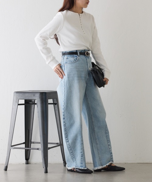 COLONY 2139（コロニートゥーワンスリーナイン）の「ホックヘンリーネックフライスプルオーバー（Tシャツ/カットソー・レディース・ブラック/チャコールグレー/ホワイト/ライトグレー・FREE）」の12枚目の写真