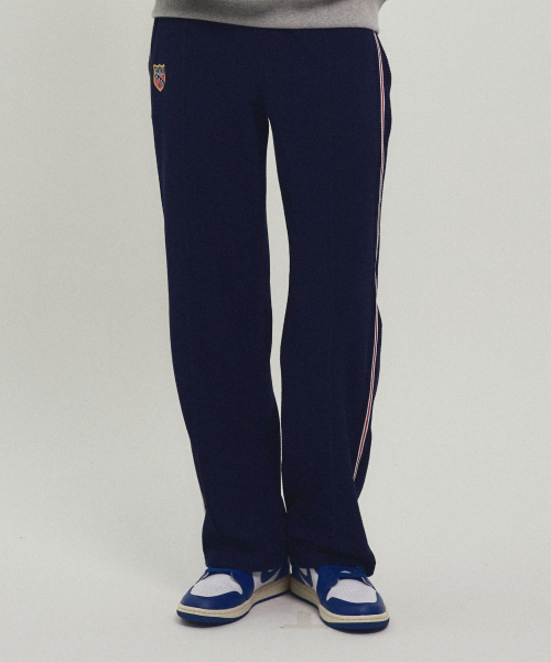 MENASOO(ミナス)の「Waffle Wide Pants_3 Color(スウェットパンツ・レディース・ブラック/ネイビー/レッド・F)」の9枚目の写真