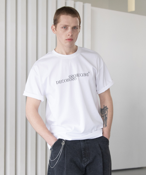 DECOROSO（デコローゾ）の「クールコットンレタリングロゴ半袖Tシャツ[ホワイト]（Tシャツ/カットソー・メンズ・その他・01/02）」の7枚目の写真