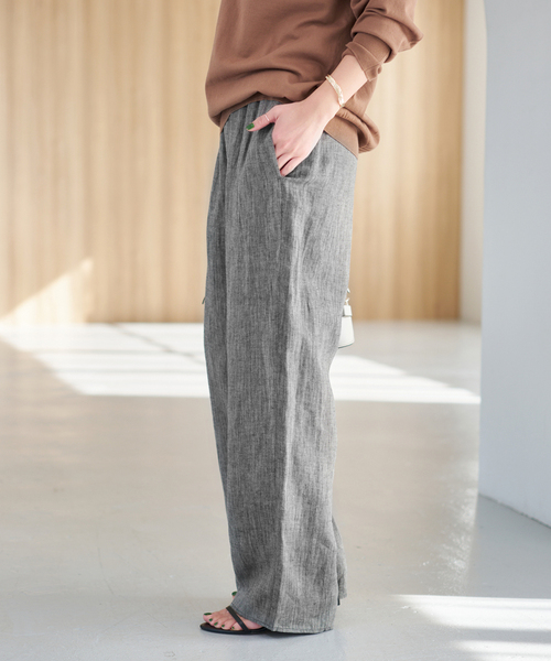 Spick & Span（スピックアンドスパン）の「エアリーリネンイージーパンツ（その他パンツ・レディース・アイボリー/チャコールグレー・38/36）」の9枚目の写真