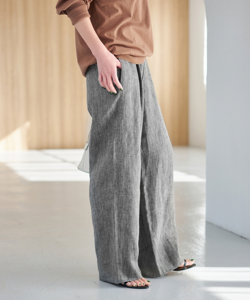 Spick & Span（スピックアンドスパン）の「エアリーリネンイージーパンツ（その他パンツ・レディース・アイボリー/チャコールグレー・38/36）」の10枚目の写真