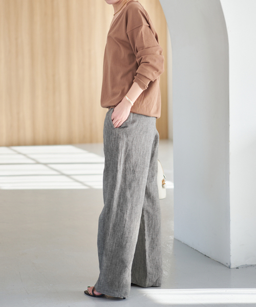 Spick & Span（スピックアンドスパン）の「エアリーリネンイージーパンツ（その他パンツ・レディース・アイボリー/チャコールグレー・38/36）」の17枚目の写真