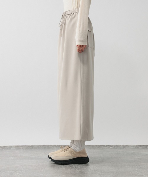 GLOBAL WORK（グローバルワーク）の「ウツクシルエットWクロスIラインスカート/601001（スカート・レディース・モカ/ブラック/グレー系その他・SMALL/MEDIUM/LARGE）」の20枚目の写真