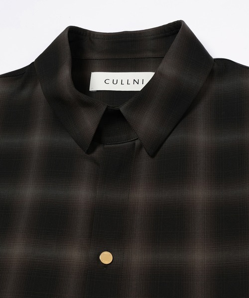 CULLNI(クルニ)の「Ombre Check Chin Tab Long Sleeve Shirt(シャツ/ブラウス・メンズ・ブラック/グレー・0/1/2)」の12枚目の写真