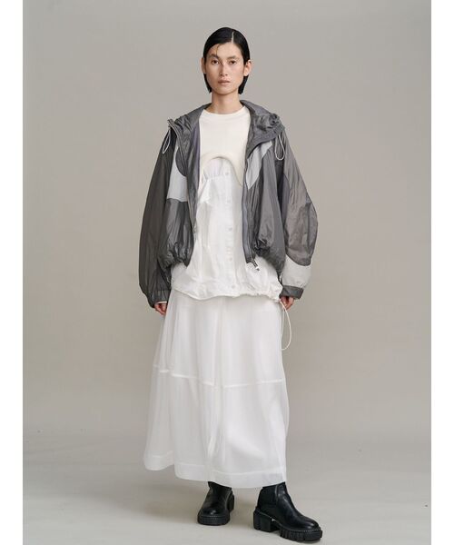 UN3D.(アンスリード)の「WAVE PATCHWORK WINDBREAKER / ウェーブパッチワークウインドブレーカー(ナイロンジャケット・レディース・ブラック/ベージュ/グレー・FREE)」の16枚目の写真
