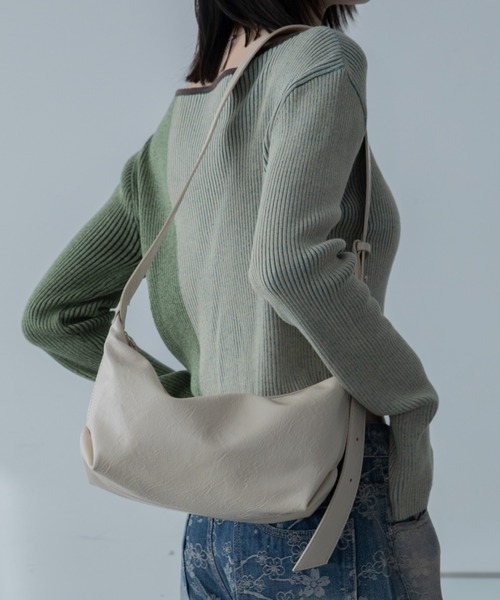 VACANCY（ヴァカンシー）の「デイリーソフトワンハンドルバッグ/ショルダーバッグ（ショルダーバッグ・レディース・アイボリー/ブラック/ライトブルー・FREE）」の17枚目の写真